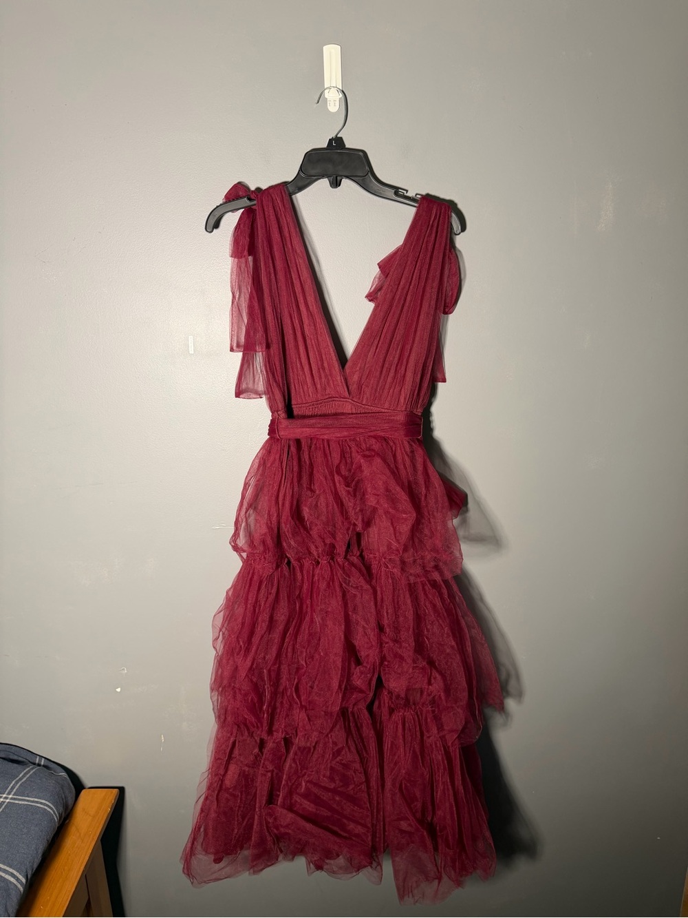 Lulus Flawless Burgundy Tulle Tie-Strap Tiered Maxi Dress Size Medium - Picture 3 of 4